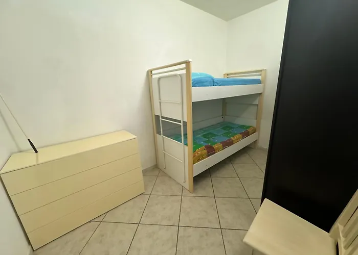Apartament Pm 20 Via Alessandro Nanni *